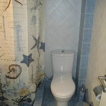 Seaside House 2 *